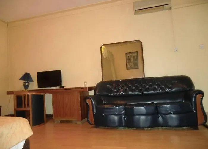 Fang Fang Hotel