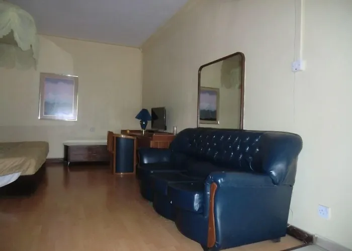 Fang Fang Hotel