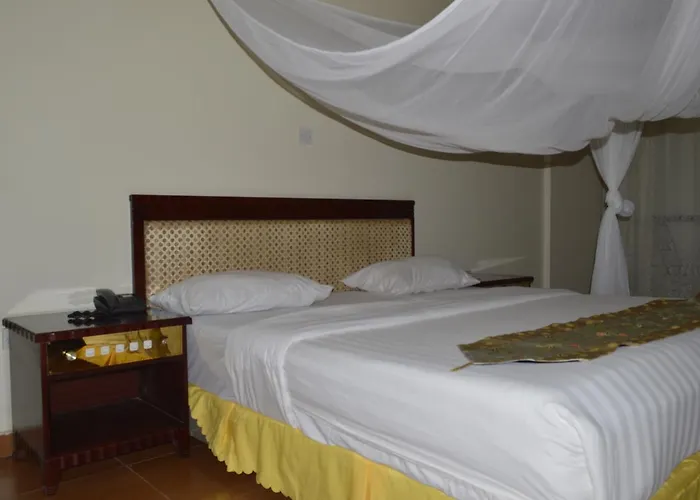 Hotel International 2000